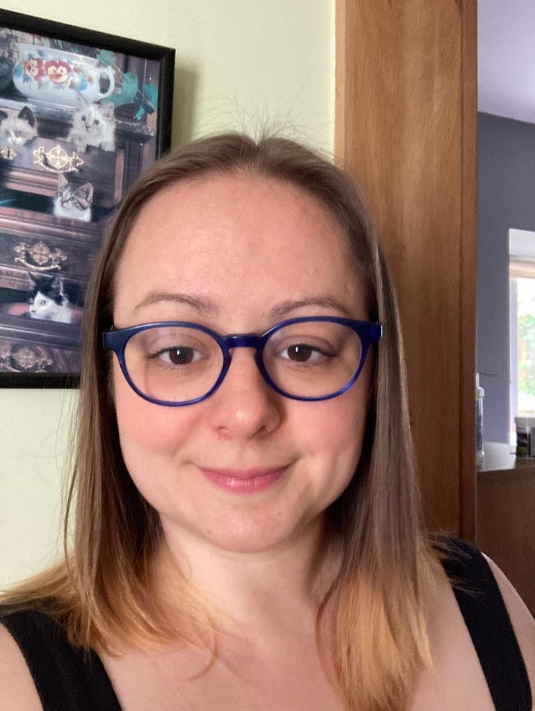 Alternate headshot showing Louise